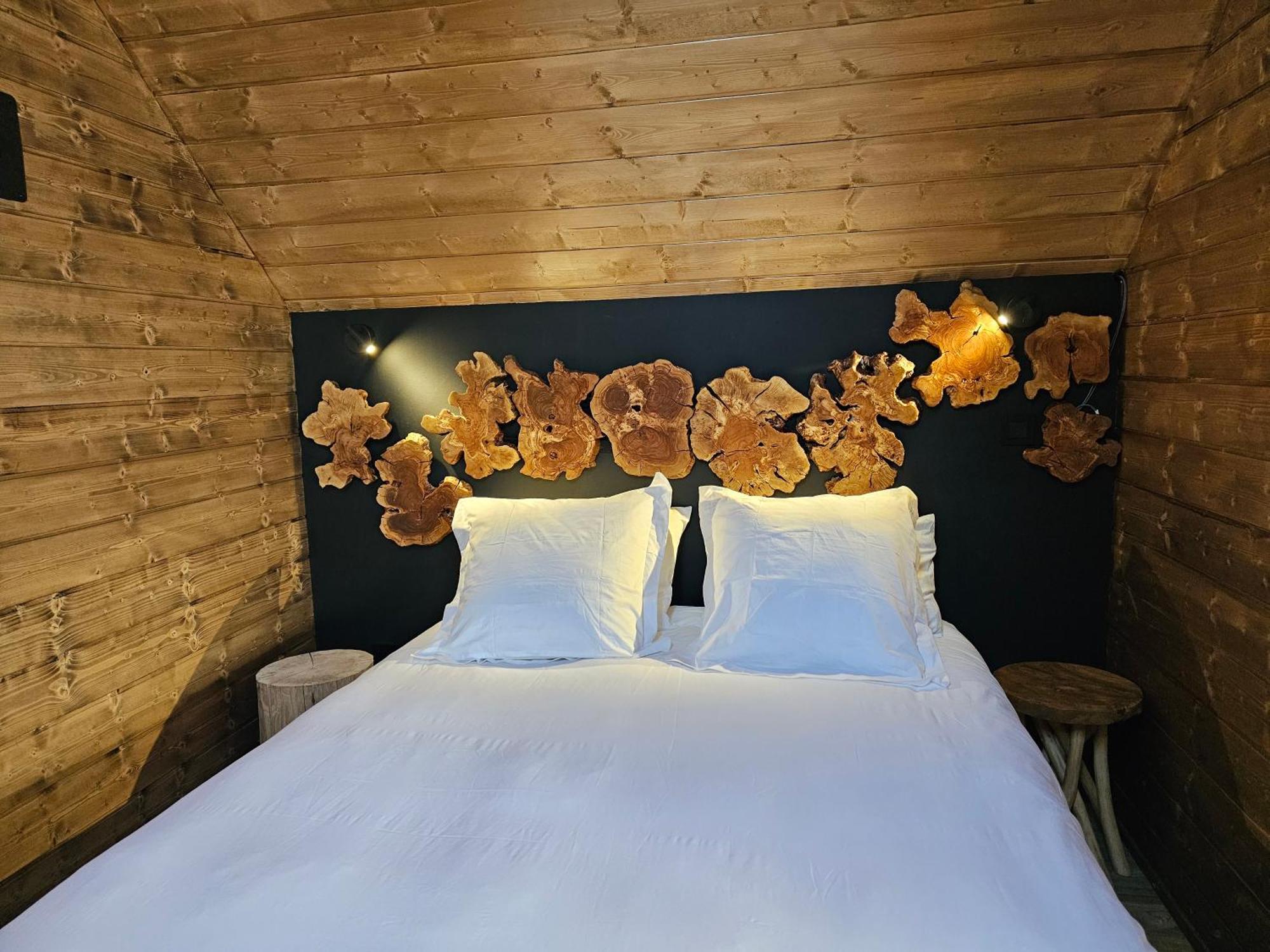 Cabanas De Les Flors Gramós エクステリア 写真